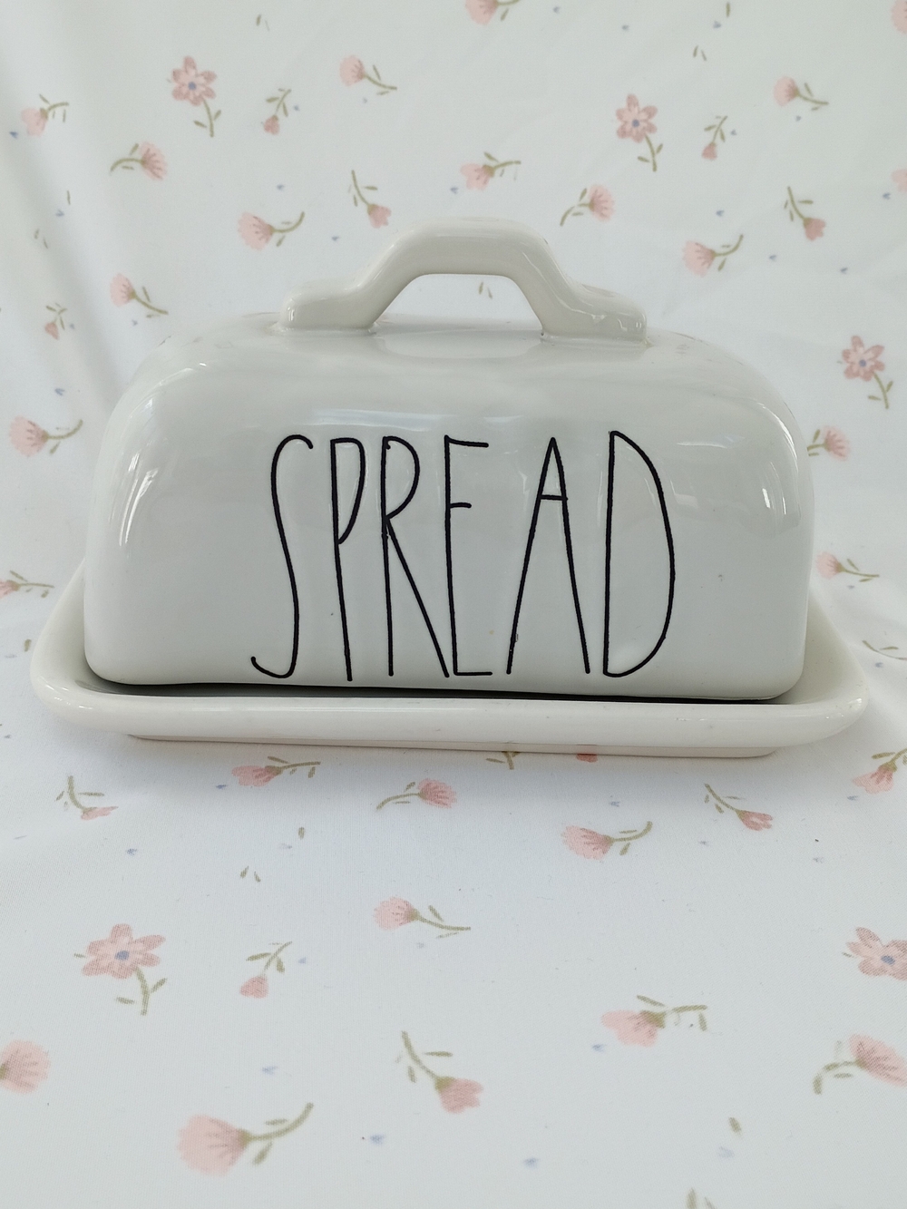 Magenta White Ceramic Butter Dish Black 'SPREAD' Lettering VTG Rae Dunn Big M